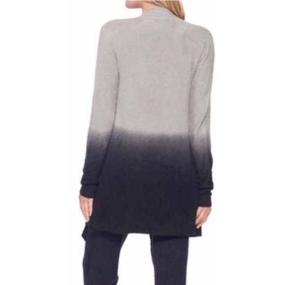 BAREFOOT DREAMS Cozychic Lite Calypso Wrap in Ombré - Picture 4 of 14